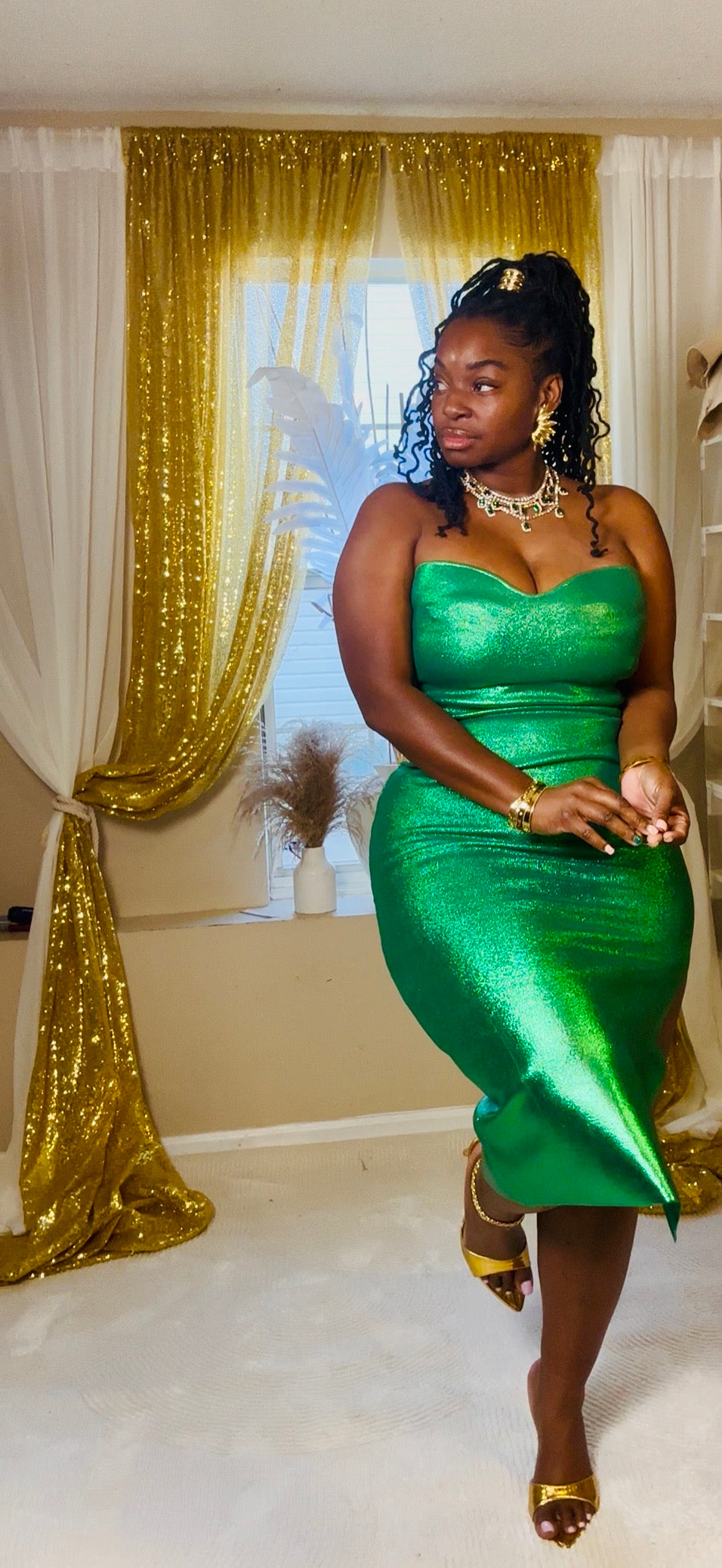 reign gold dress Emerald Midi – collection-longsleeve-dresses