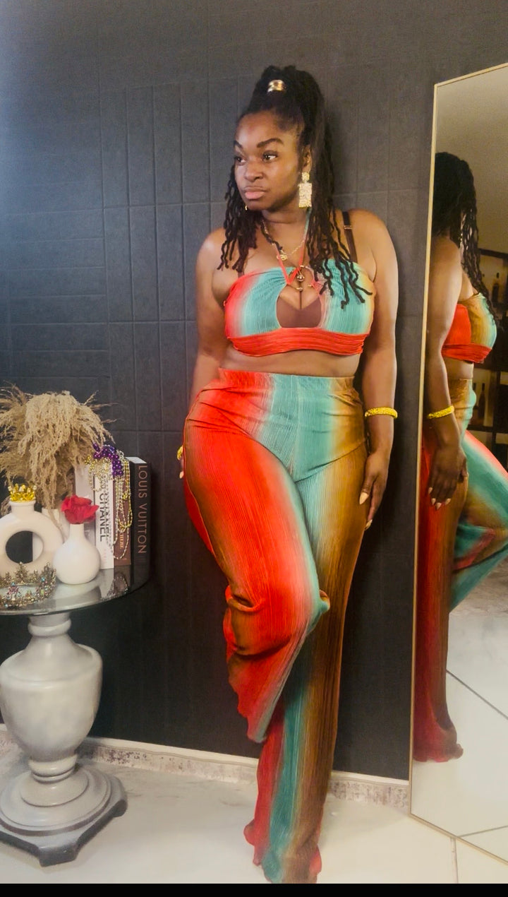 Tropical Royalty Flow Set