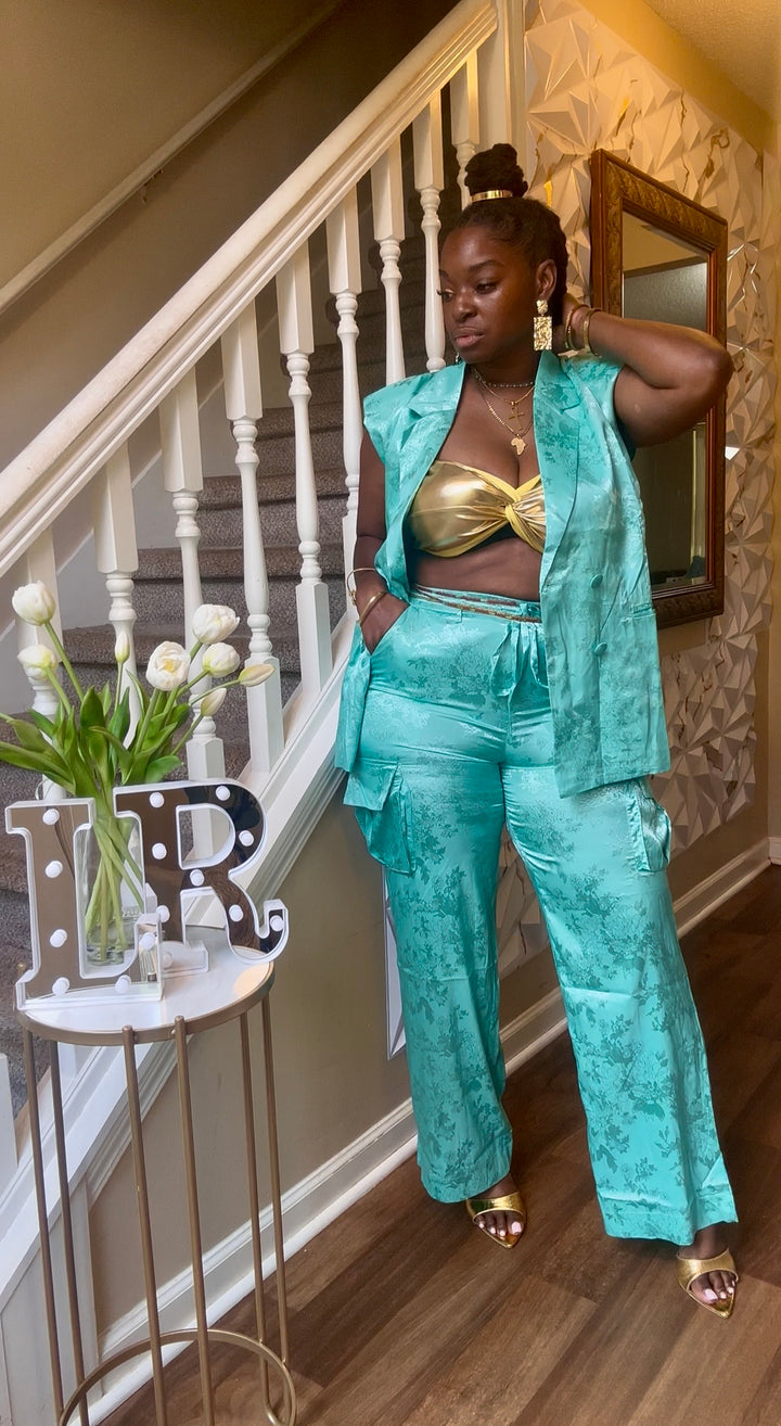 Lady in Demand two piece Lux set