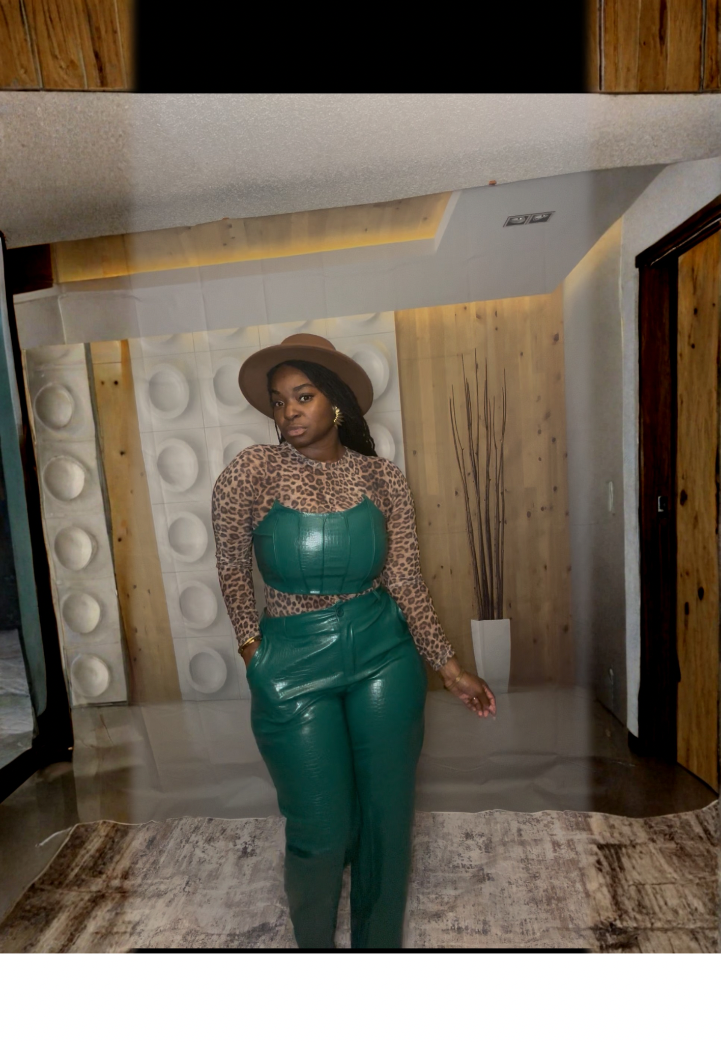 Fill me in - 2pc leather set